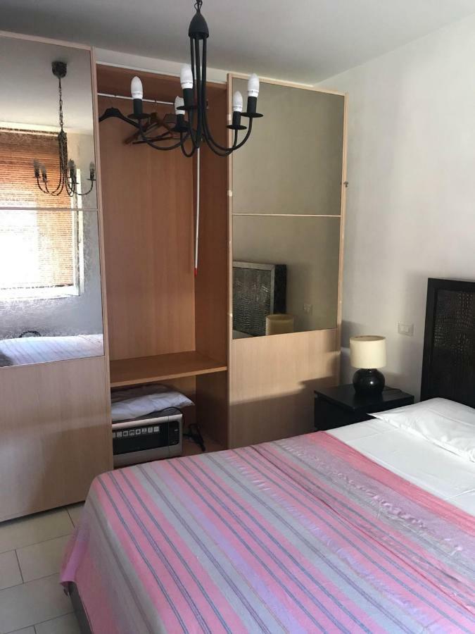 Mavi'S Bedrooms Lucca Bagian luar foto
