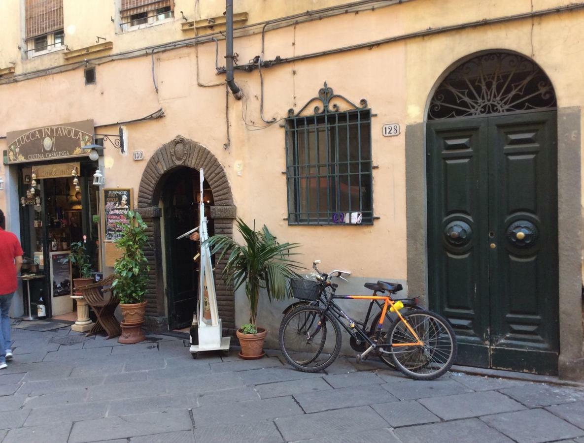 Mavi'S Bedrooms Lucca Bagian luar foto